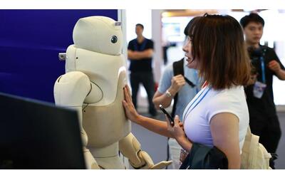 Robot industriali: boom in Cina con oltre 2 milioni di unità installate
