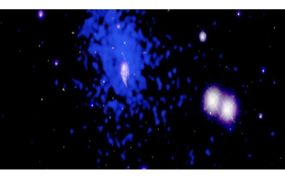Un buco nero supermassiccio si risveglia: osservato l’inizio di un fenomeno cosmico