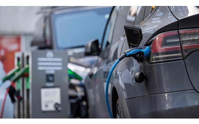 Bonus colonnine elettriche: domande entro il 22 novembre