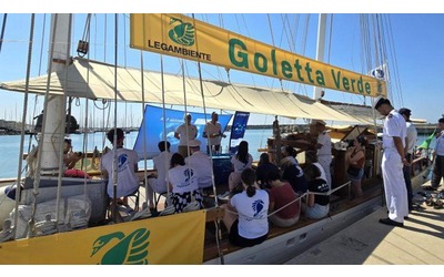 Goletta Verde 2025: inquinato il 34% del mare e dei laghi italiani