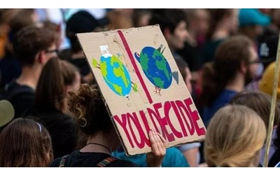 I gruppi di negazionisti del cambiamento climatico nascono nei Paesi con le politiche più verdi