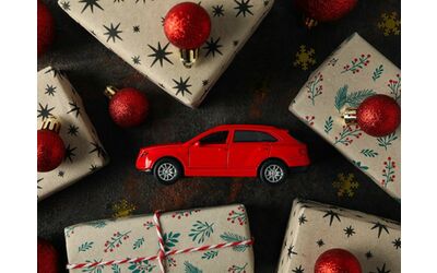 5 accessori per la cura dell auto a meno di 100 da regalare a Natale