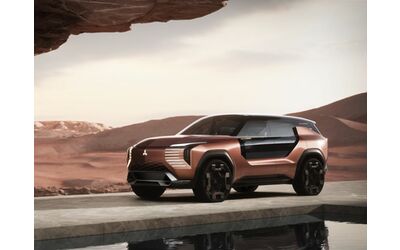 Al Japan Mobility Show 2025, Mitsubishi porta la sua visione del futuro tra elettrificazione e AI