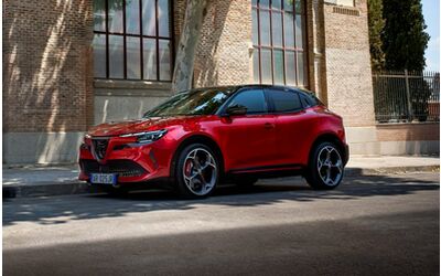 Alfa Romeo Junior 2026, con il nuovo Model Year arrivano nuovi allestimenti