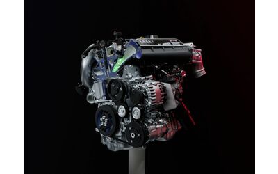 Audi celebra il suo motore 5 cilindri 50 anni di potenza e innovazione