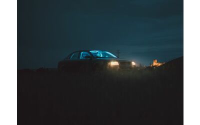 Auto in panne di notte? Questo è l’accessorio indispensabile da avere sempre a bordo