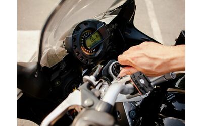 Batteria a terra? Ecco i cavi giusti per far ripartire la tua moto