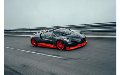 Bugatti W16 Mistral World Record Car, la vettura scoperta più veloce del mondo