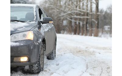 Calze o pneumatici invernali cosa scegliere per il freddo di stagione
