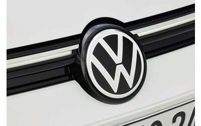 Crescita sostenibile e mobilità elettrica: ecco com'è andato il 2024 di Volkswagen