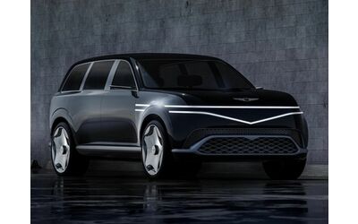 Genesis GV90 ecco le prime immagini dell abitacolo quasi definitivo