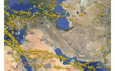 Israele attacca l’Iran: da Tel Aviv a Kabul, traffico aereo bloccato
