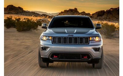 Jeep Cherokee: il possibile ritorno nel 2025 in versione ibrida plug-in