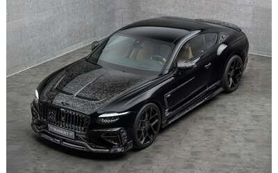 La nuova Bentley Continental GT secondo Mansory: esagerata, nera e tutta pepe