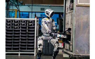 La robotica umanoide entra nelle fabbriche: Atlas rivoluziona il lavoro