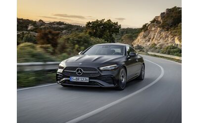 Mercedes CLE si lavora al restyling nuovo look e la versione AMG col V8