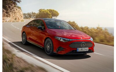 Nuova Mercedes-Benz CLA arriva in Italia: quattro allestimenti e prezzi da 56.665 euro
