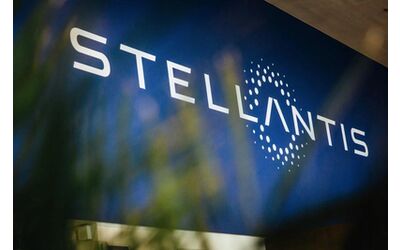 Stellantis richiama oltre 750.00 auto: FIAT Grande Panda, Alfa Romeo Junior e tante altre. Il motivo?