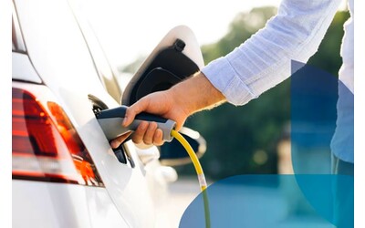 Vendite veicoli elettrici 2025 nel mondo, +27% nei primi sette mesi. Bene l’Europa