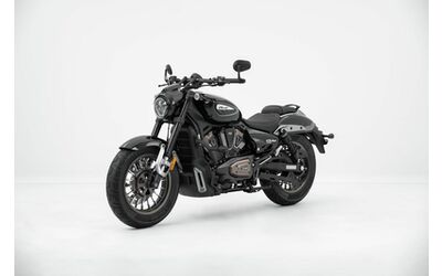 Voge CU625, a EICMA la prima custom del marchio tra stile bobber e tecnologia