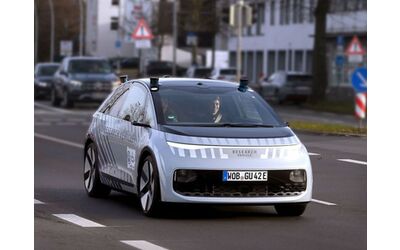 Volkswagen avvia i test su strada del veicolo a guida autonoma Gen Urban