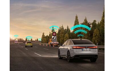 Volkswagen e la sicurezza in auto: due milioni di auto prodotte con Car2X