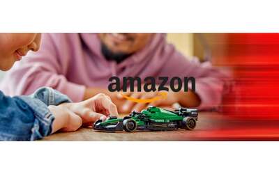 Amazon accende i motori: LEGO Aston Martin Aramco a soli 18€