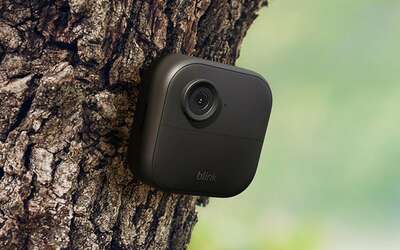 Amazon Blink Outdoor 4 ufficiale: videocamera smart con rilevamento potenziato