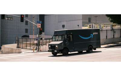 Amazon rimborsa clienti Prime: chi ne ha diritto e perché