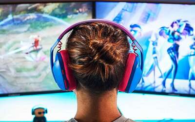 APPENA 39€ su Amazon per le cuffie da gaming Logitech G435 Lightspeed