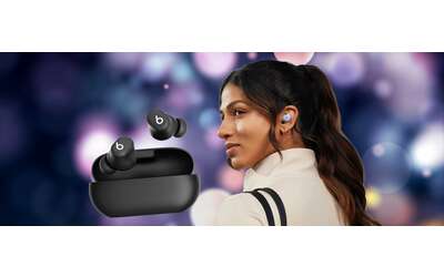 Beats Solo Buds: 18 ore di audio e custodia che si ricarica dal telefono