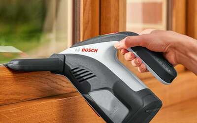Bosch: SCONTO di Natale spettacolare per il lavavetri ricaricabile (Amazon)