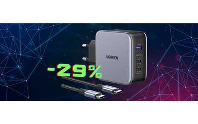 Caricatore USB con potenza sbalorditiva da ben 140W e 3 uscite veloci