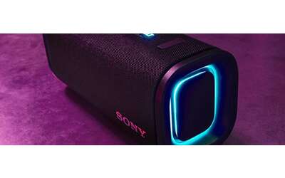 Cassa bluetooth Sony Ult Field 5 a 100 euro in meno potenza portatile e 25 ore di musica