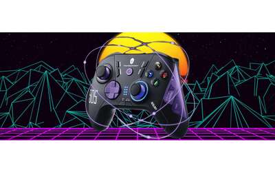 Controller senza fili con tripla connessione, wireless, Bluetooth e cablata (31€)