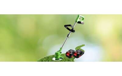 Decespugliatore a 26,90€ con 2 batterie e accessori: promo BOMBA su Amazon