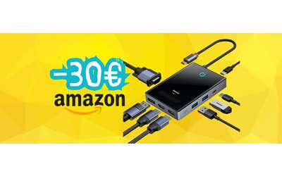 Docking Station con 8 porte (USB-A/C, HDMI, VGA, DP) in sconto di 30€
