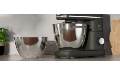 Electrolux Planetaria Assistent 700 in doppio sconto su eBay