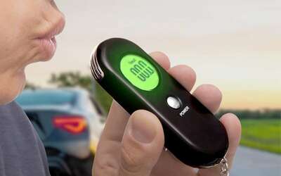 Etilometro per alcol test: tanti modelli su Amazon a partire da 14,04€