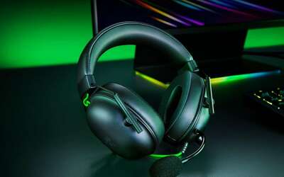 Gaming SENZA LIMITI con le cuffie Razer BlackShark V2 X: -40% su Amazon