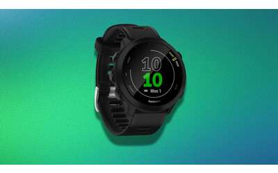 Garmin Forerunner 55 a 138,99€: smartwatch con GPS e allenamenti personalizzati in offerta