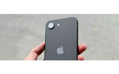 iPhone 16e, su eBay un’offerta shock: sconto immediato di 240€