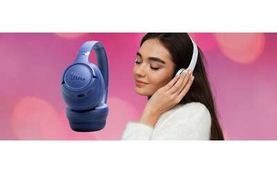 JBL Tune 730 BT cuffie Over Ear con 76 ore di audio professionale
