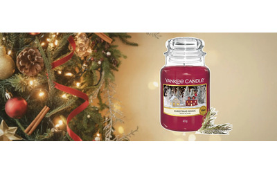 L atmosfera del Natale in barattolo candela profumata Yankee Candle in SUPER SALDO