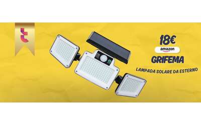 Lampada solare da esterno: sembra giorno in piena notte (18€)