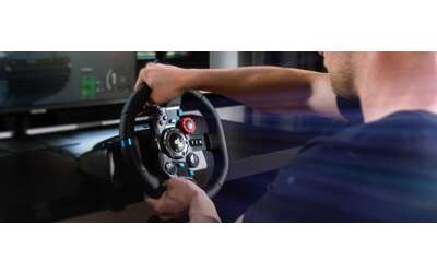 Logitech G29: il volante è in sconto per le Offerte di Primavera Amazon