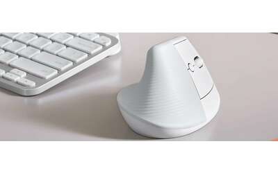 Logitech Lift: mouse ergonomico verticale in sconto lampo (-33%)