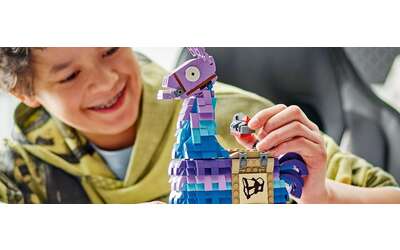 MAXI SCONTO di Amazon per il set LEGO Fortnite Lama delle Scorte (-30%)