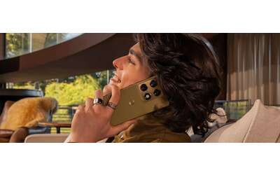 Motorola Signature ufficiale e dichiara guerra a Galaxy S26 Ultra