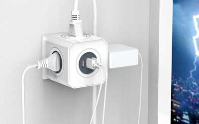 Multipresa a cubo 7 in 1 a 9,99€ su Amazon: da prendere ADESSO